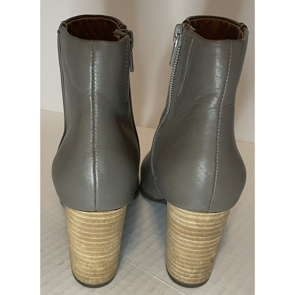 Vionic Serena Leather Ankle Taupe Booties Leather Women's Size 6 - Picture 3 of 11